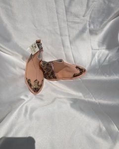 #519 pink boots with designs