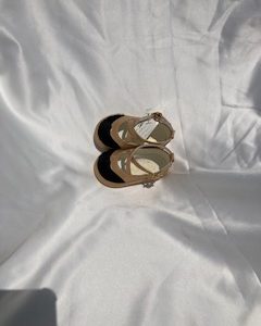 Baby chicks pink shoes